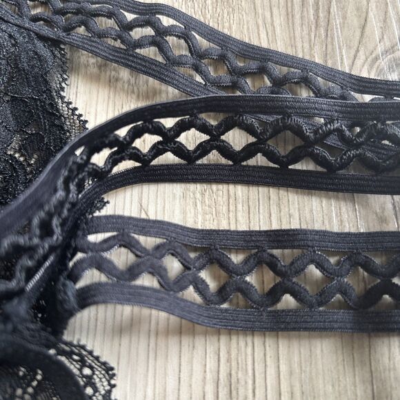 Adore Me Zig Zag Criss Cross Lace Lingerie NWOT Size xL - Picture 9 of 10